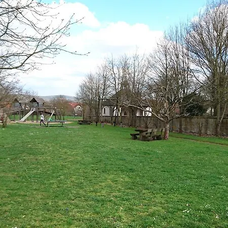 Vom Bahratal Hausen